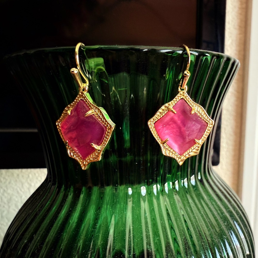 Kendra Scott Pink Azalea Illusion Earrings - Picture 4 of 7